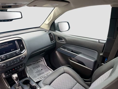 Used 2022 Chevrolet Colorado Z71 image 23