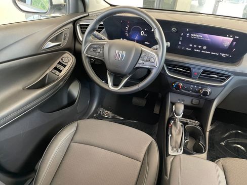 Used 2025 Buick Encore GX Preferred image 32