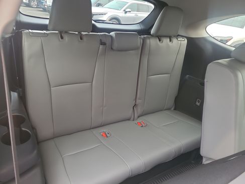 Used 2022 Toyota Highlander Limited AWD/4WD image 30