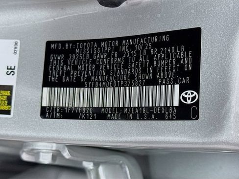 Certified 2026 Toyota Corolla LE FWD image 31