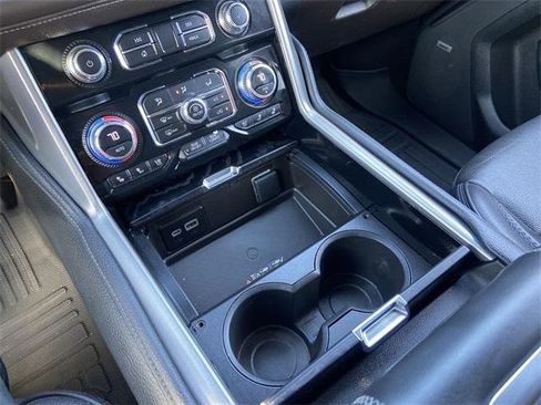Used 2023 GMC Yukon Denali image 29