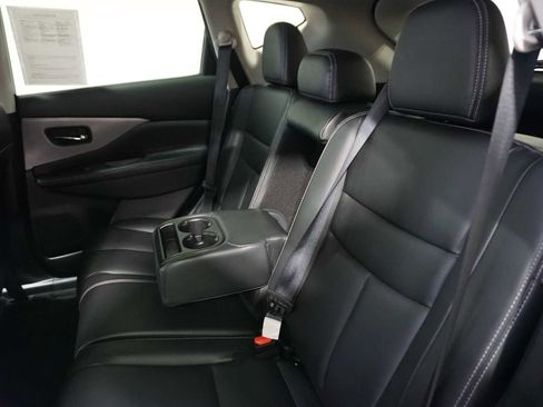 Used 2024 Nissan Murano SV image 16