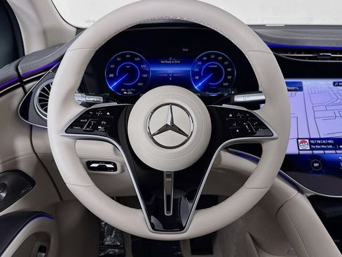 New 2026 Mercedes-Benz EQS 400 4MATIC SUV image 17