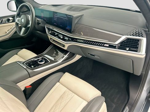 Used 2024 BMW X7 M60i w/ Executive Package AWD/4WD image 16