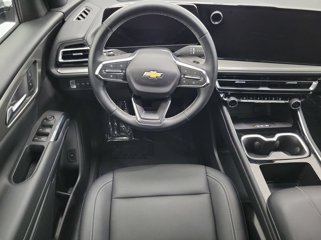 Certified 2026 Chevrolet Traverse LT AWD/4WD image 13