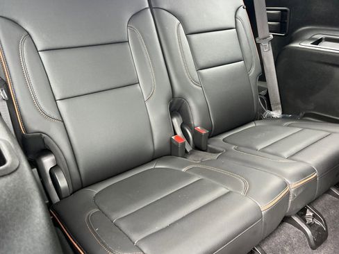 Used 2023 GMC Acadia AT4 w/ Technology Package image 17