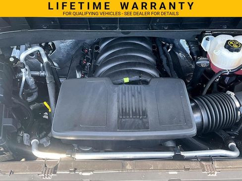 Used 2024 Chevrolet Silverado 1500 LT AWD/4WD image 10