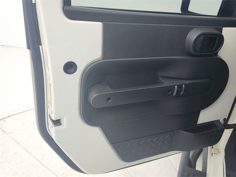 Used 2010 Jeep Wrangler Sport image 21