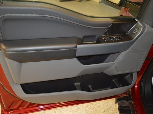 Used 2022 Ford F150 XLT w/ Equipment Group 302A High image 13