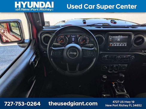 Used 2022 Jeep Wrangler Unlimited Sport image 19