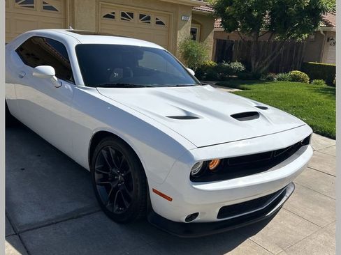 Used 2020 Dodge Challenger R/T Scat Pack w/ Plus Package RWD image 1