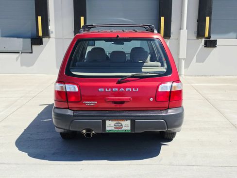 Used 2002 Subaru Forester L AWD/4WD image 4