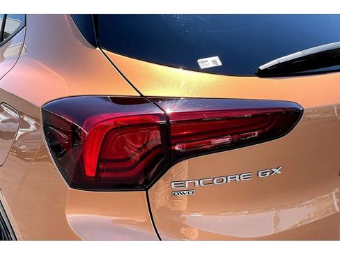 Used 2024 Buick Encore GX Sport Touring AWD/4WD image 20