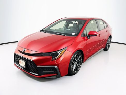 Used 2020 Toyota Corolla SE FWD image 3
