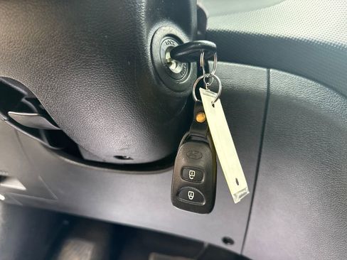 Used 2017 Hyundai Accent SE image 30