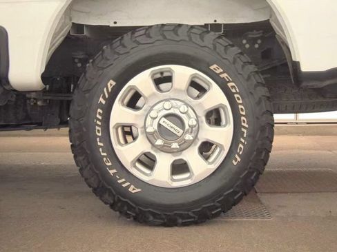 Used 2024 Ford F250 XLT w/ FX4 Off-Road Package AWD/4WD image 20