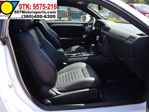 Used 2012 Dodge Challenger SXT Plus RWD image 16