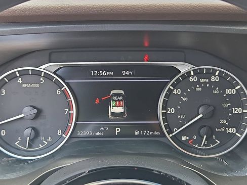 Used 2023 Nissan Rogue SV AWD/4WD image 19