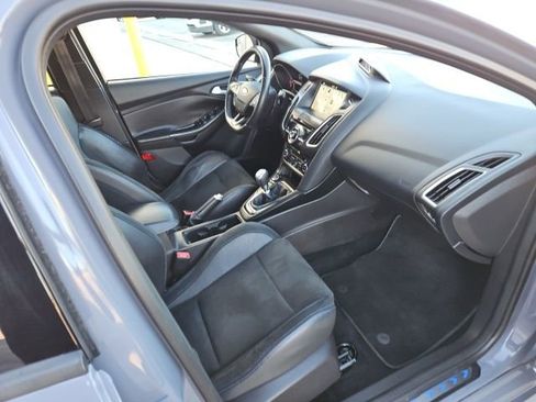Used 2017 Ford Focus RS image 30