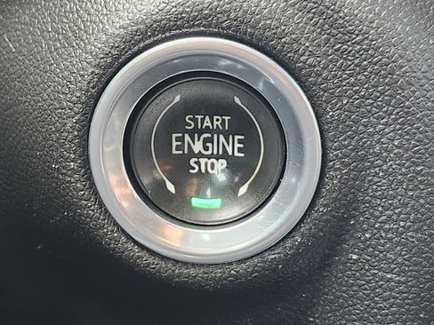 Used 2022 GMC Sierra 1500 AT4 image 30