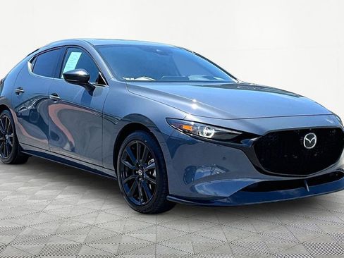 Used 2021 MAZDA MAZDA3 Hatchback w/Premium Plus Pkg AWD/4WD image 5