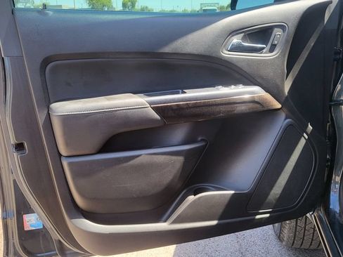 Used 2018 GMC Canyon SLE w/ SLE Convenience Package AWD/4WD image 17