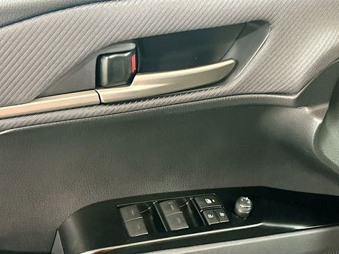 New 2026 Toyota Camry SE FWD image 17