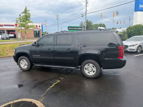 Used 2013 Chevrolet Suburban 2500 LT AWD/4WD image 13