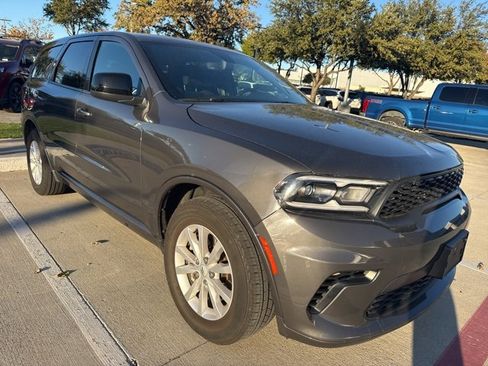 Used 2025 Dodge Durango GT image 1
