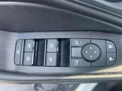Certified 2023 Nissan Rogue SV w/ SV Premium B Package AWD/4WD image 13