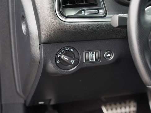 Used 2018 Dodge Challenger T/A image 18