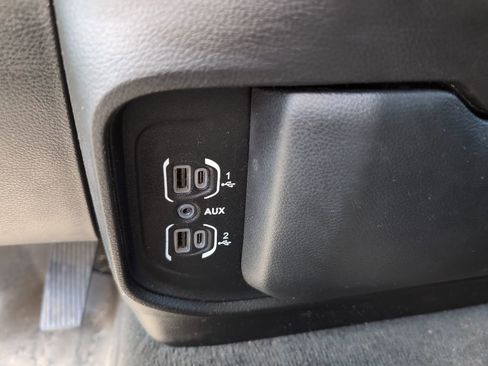 Used 2021 RAM 1500 Big Horn image 28