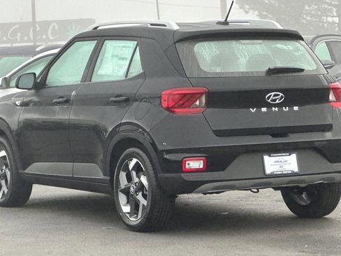 New 2026 Hyundai Venue SEL image 6