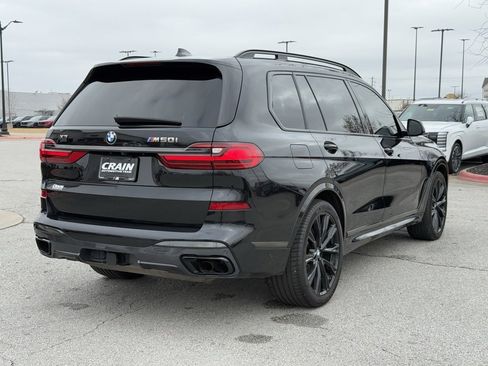 Used 2021 BMW X7 M50i image 7