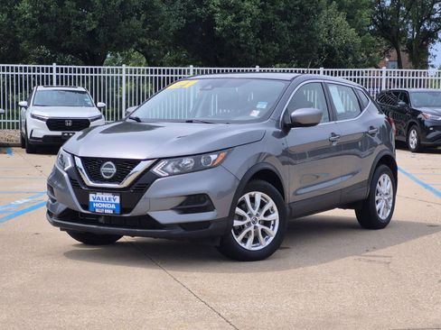 Used 2021 Nissan Rogue Sport S AWD/4WD image 2