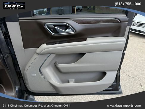 Used 2021 Chevrolet Tahoe Z71 w/ Luxury Package AWD/4WD image 55