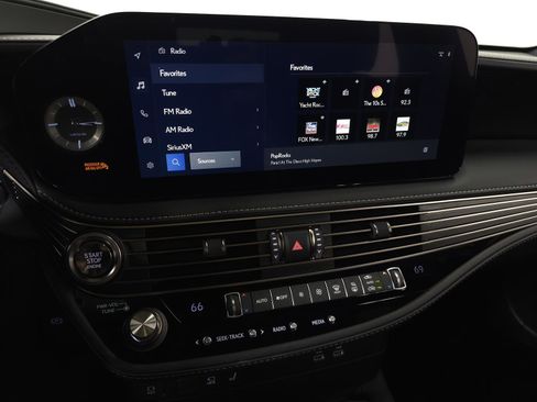 Certified 2023 Lexus LS 500 AWD w/ Luxury Package image 23