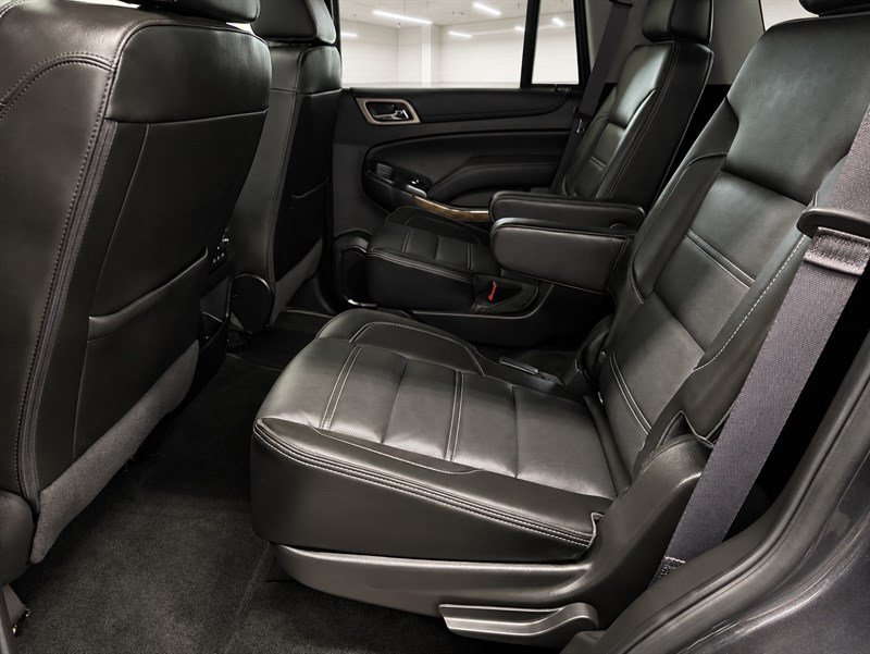 Used 2017 GMC Yukon Denali w/ Open Road Package AWD/4WD image 27