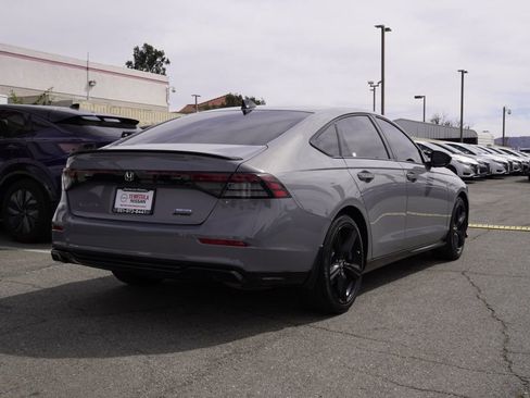 Used 2023 Honda Accord Sport image 4