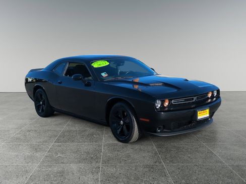 Used 2023 Dodge Challenger SXT image 13