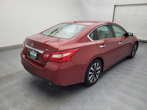 Used 2016 Nissan Altima 2.5 SV FWD image 9