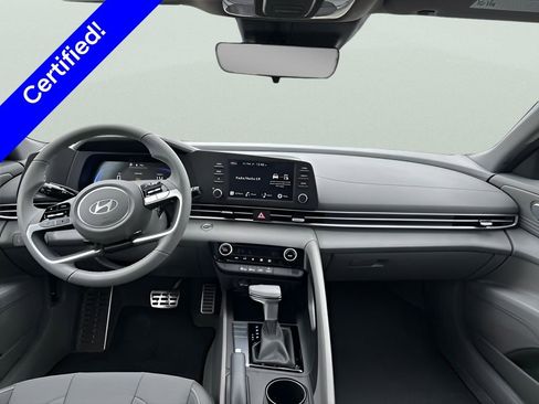 Used 2025 Hyundai Elantra Sport FWD image 21
