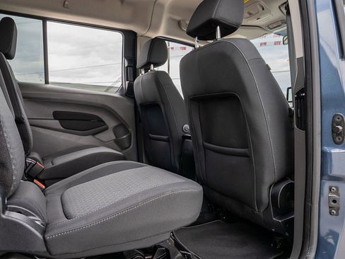 Used 2022 Ford Transit Connect XLT image 19