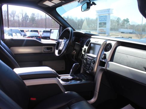 Used 2014 Ford F150 Raptor w/ Equipment Group 801A Luxury image 35