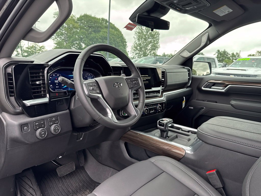 New 2026 Chevrolet Silverado 1500 RST w/ Z71 Off-Road Package AWD/4WD image 26