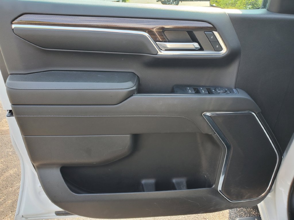 Used 2024 Chevrolet Silverado 1500 LT AWD/4WD image 21