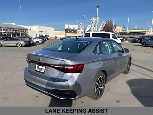 New 2026 Volkswagen Jetta SE FWD image 3