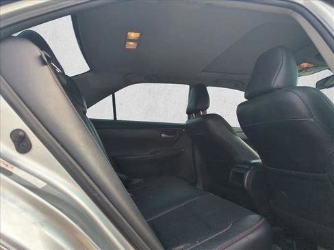 Used 2017 Toyota Camry SE image 13