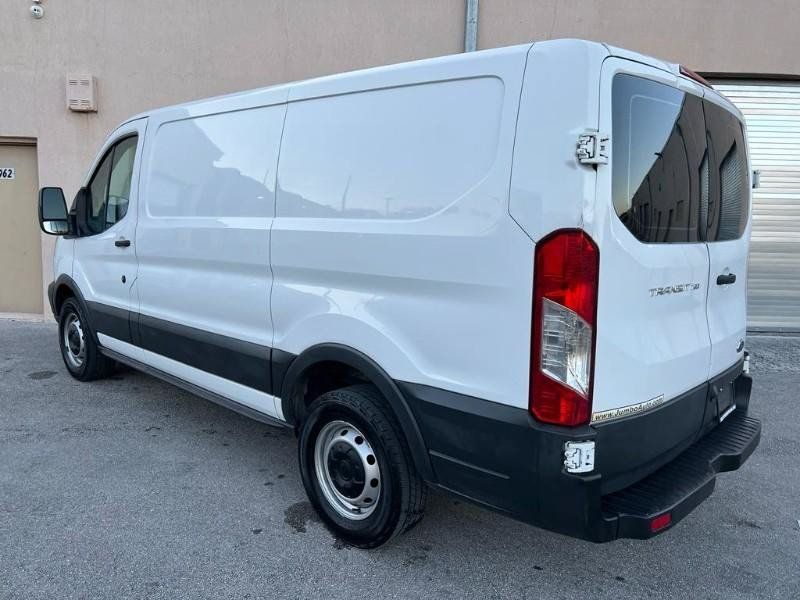 Used 2016 Ford Transit 150 130 Low Roof RWD image 2
