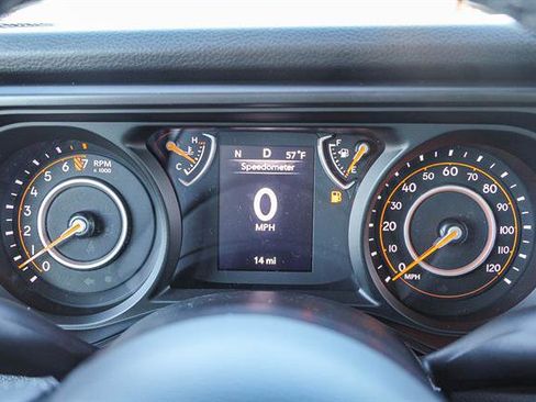 New 2025 Jeep Gladiator Sport image 21